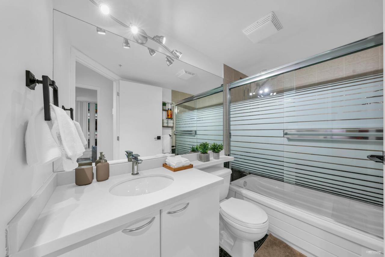 1-Br Condo In Downtown Coal Harbour With Parking And City Views Vancouver Exterior photo